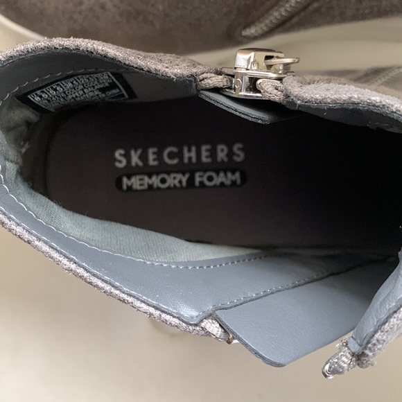 SKETCHERS Memory Foam Hidden Wedge Gray Ankle Booties Size 8.5 - Picture 5 of 14